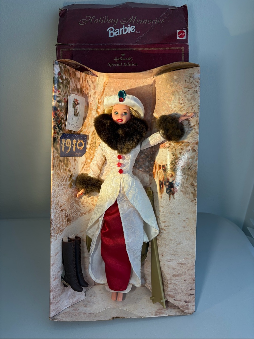 Holiday Memories Barbie Special Edition 1995 Hallmark And Mattel Collab 14106